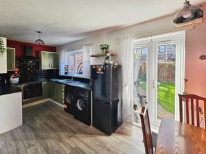 Photo 7- click for photo gallery